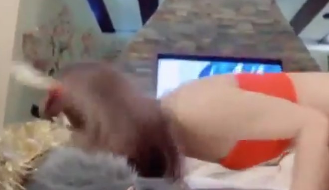 video gadis jepang mencoba street food viral yang ramai dibahas viral [Siang Ini]