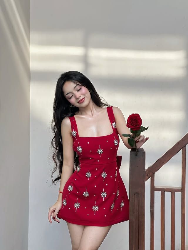 Clip: pink gadis viral  ::  bahan viral **Kos-kosan==